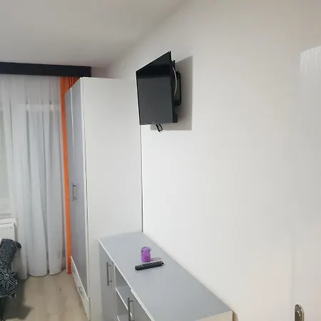Deluxe * Orasje